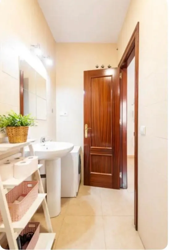 Apartamento En Primera Linea De Playa El Palo Málaga Espanha